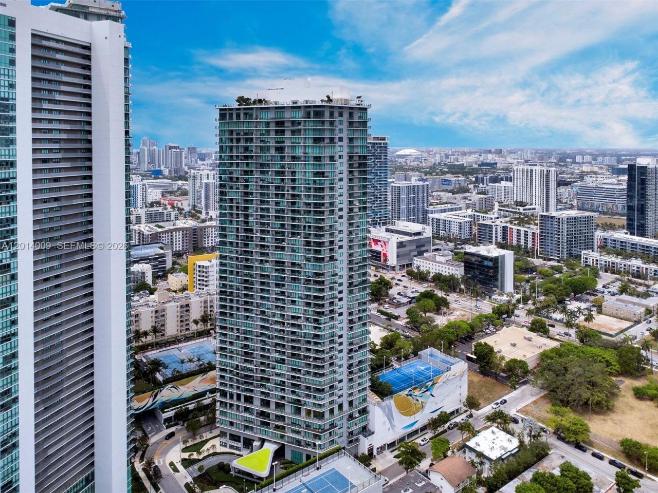 501 NE 31 , Unit 4305, Miami, FL 33137 Photo