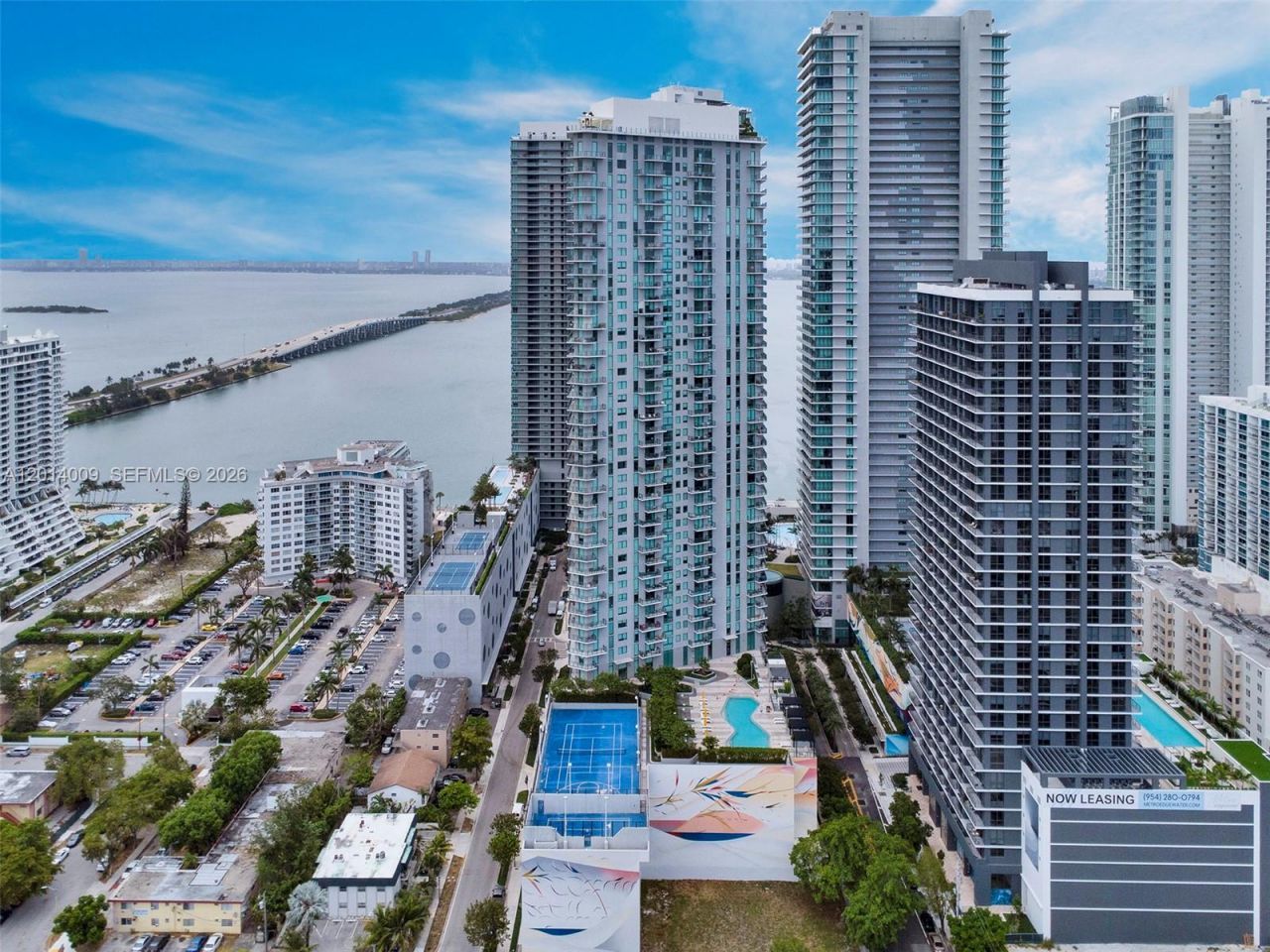 501 NE 31 , Unit 4305, Miami, FL 33137 Photo