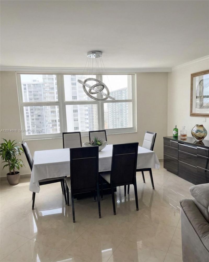 251 174th St, Unit 1517, Sunny Isles Beach, FL 33160 Photo