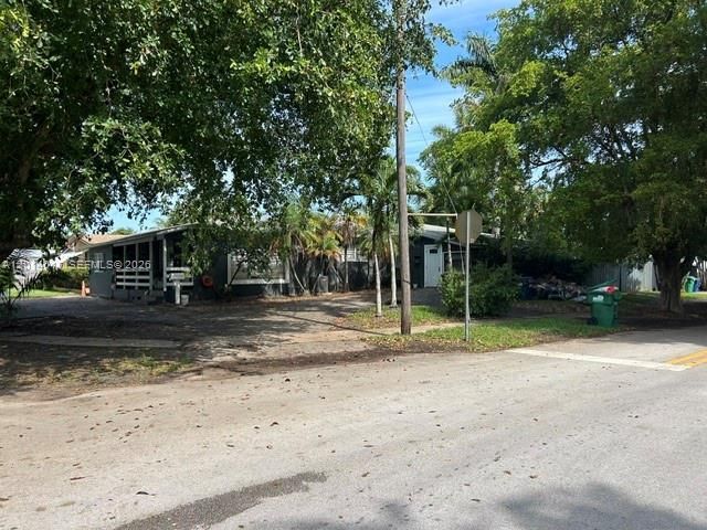 335 NE 114th St, Miami, FL 33161 Photo