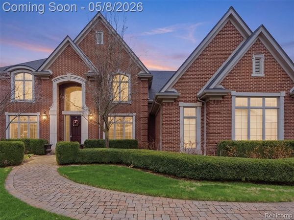 3881 Trout Creek Lane, Oakland Twp, MI 48363