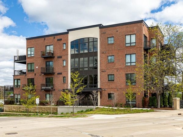 325 E Summit Street, Unit 101, Ann Arbor, MI 48104