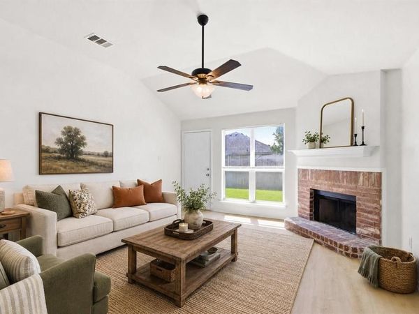 311 S Chestnut Street, Forney, TX 75126