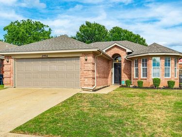 2956 Timber Creek Trail, Fort Worth, TX 76118