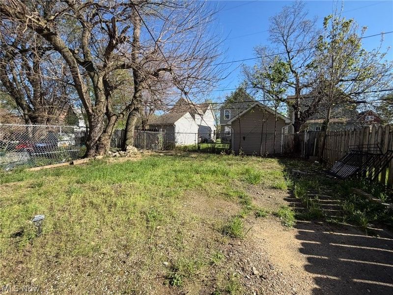 10628 Englewood Avenue, Cleveland, OH 44108 Photo 43