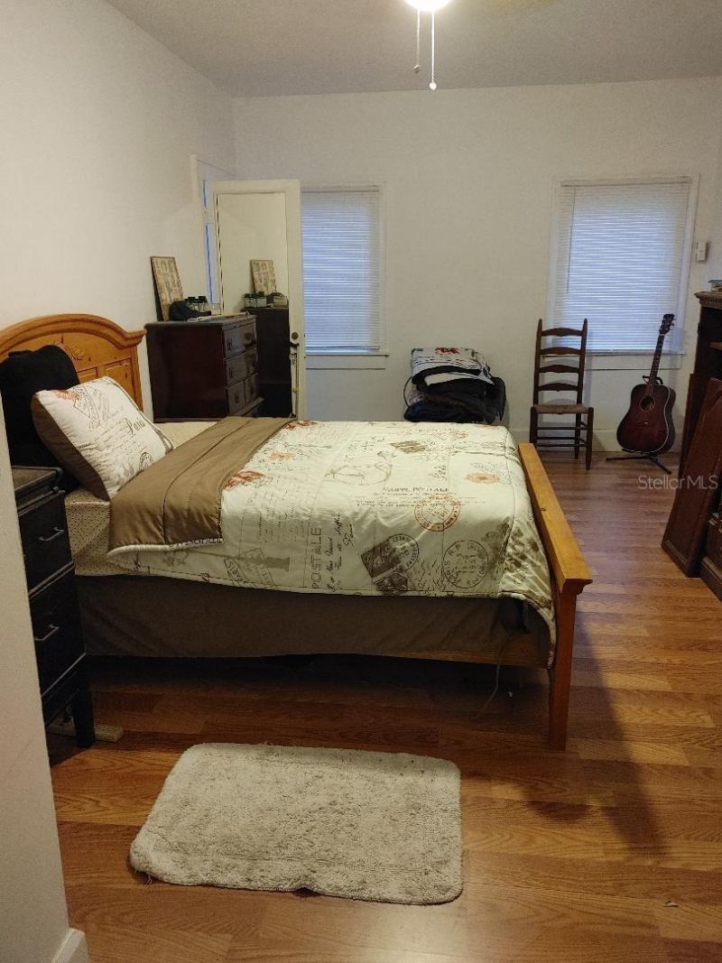1225, 1225 1/2 11th Street N, Saint Petersburg, FL 33705 Photo