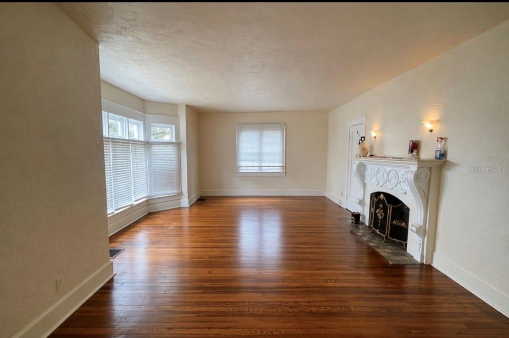 1225, 1225 1/2 11th Street N, Saint Petersburg, FL 33705 Photo