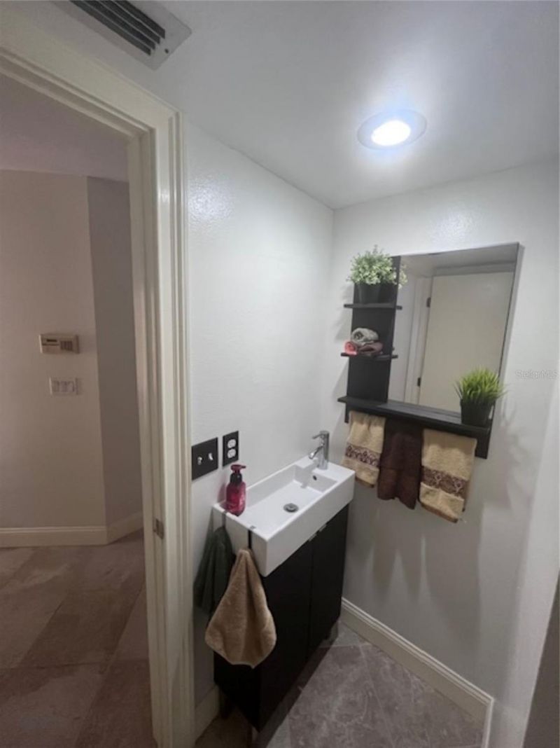3047 Overlook Place , Clearwater, FL 33760 Photo