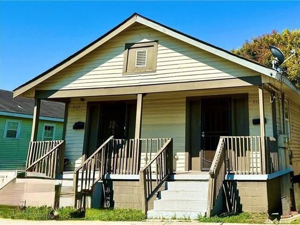 3120 BROADWAY Street, New Orleans, LA 70125