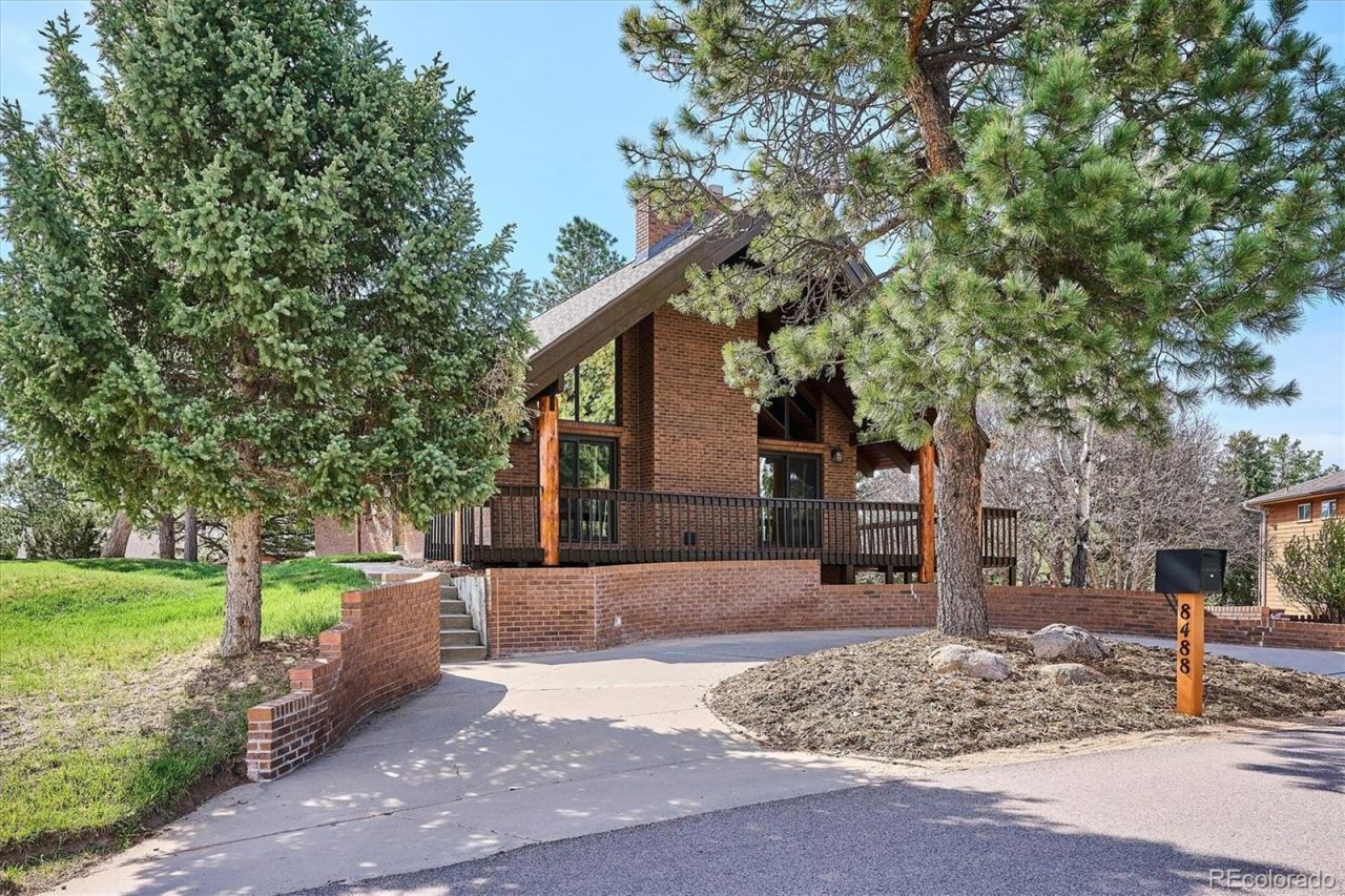 8488 Lakeview Drive, Parker, CO 80134 Main Photo