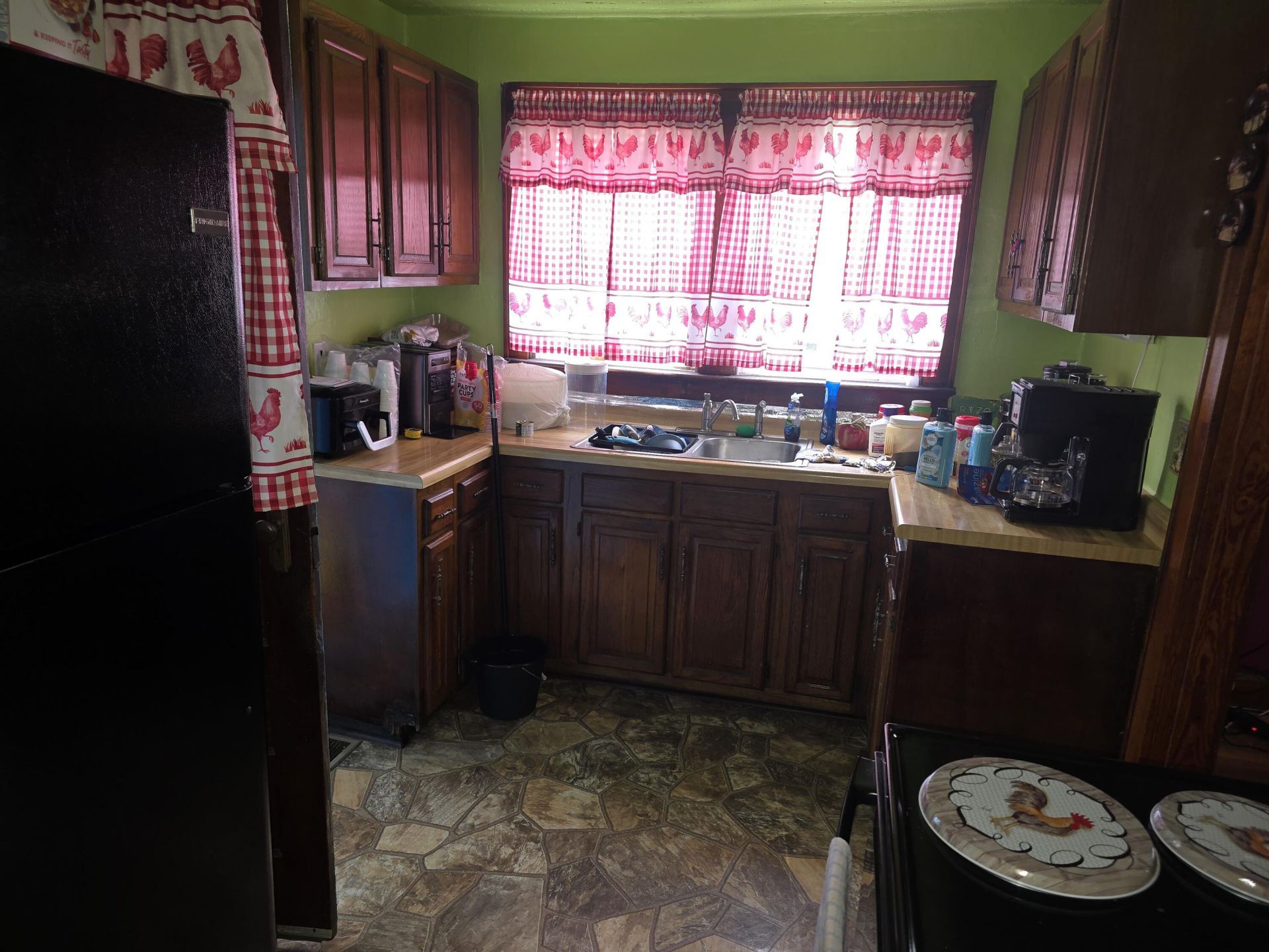 2002 Winchester Avenue, Middlesboro, KY 40965