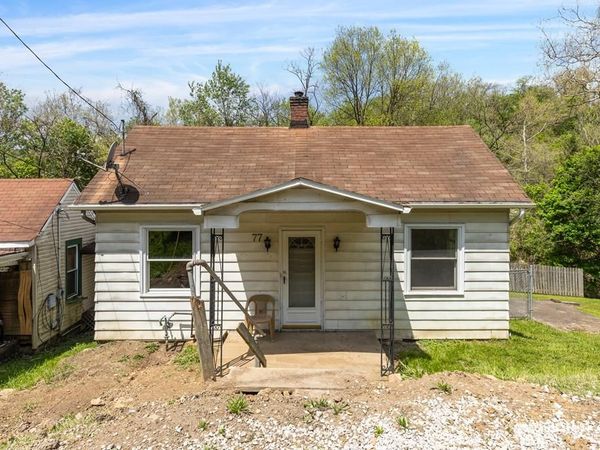 77 Cherry Hill Rd, Wheeling, WV 20003