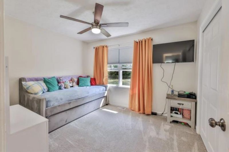 27 Plantation Rd. Photo 20
