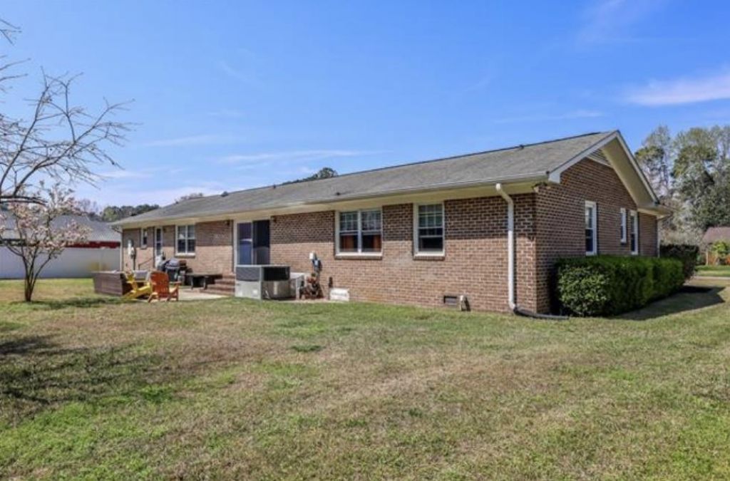 27 Plantation Rd. Photo 41