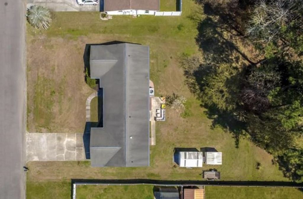 27 Plantation Rd. Photo 47