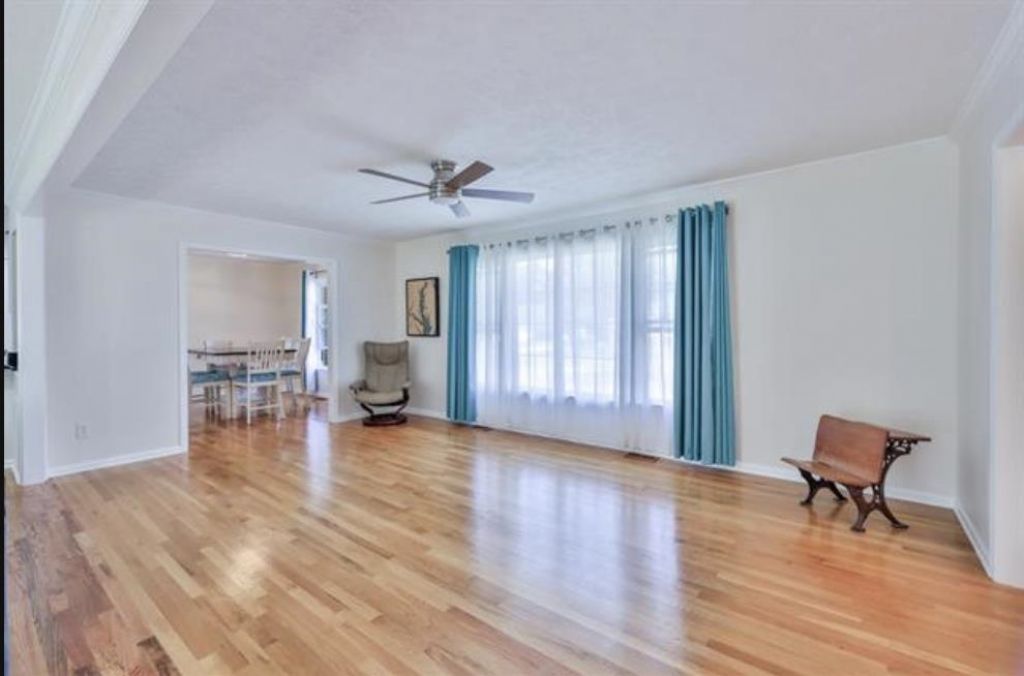 27 Plantation Rd. Photo 6