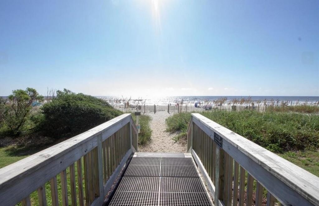 2401 S Ocean Blvd.  Photo 38