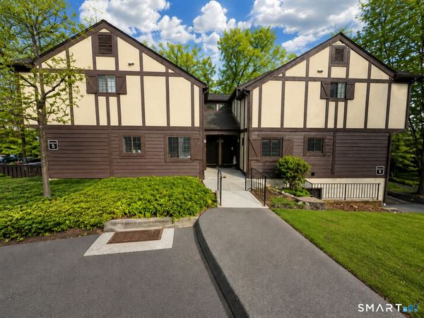 9 Tara , Unit 9, Brookfield, CT 06804