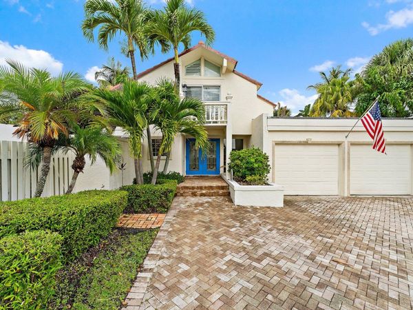 104 W Spearfish Lane, Jupiter, FL 33477