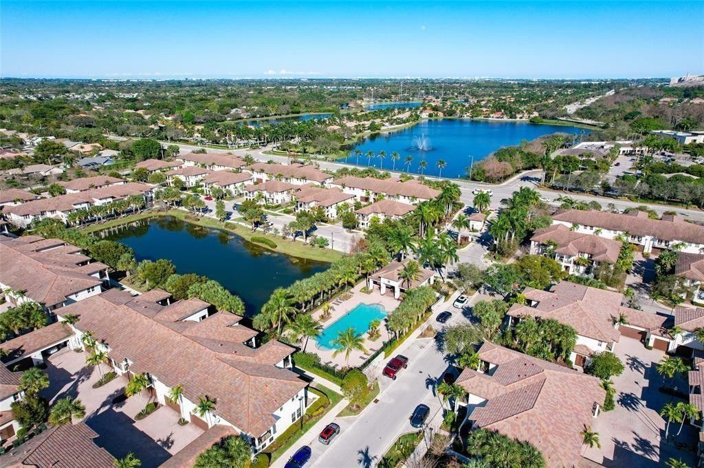 4680 Mimosa Place, Unit 810, Coconut Creek, FL 33073 Photo