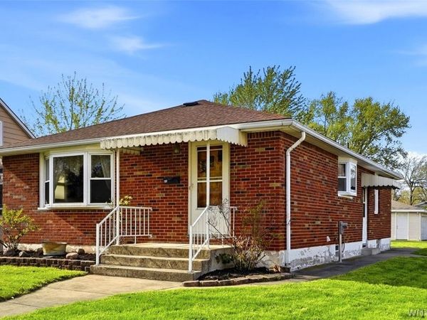 180 Mcconkey Drive , Buffalo, NY 14223