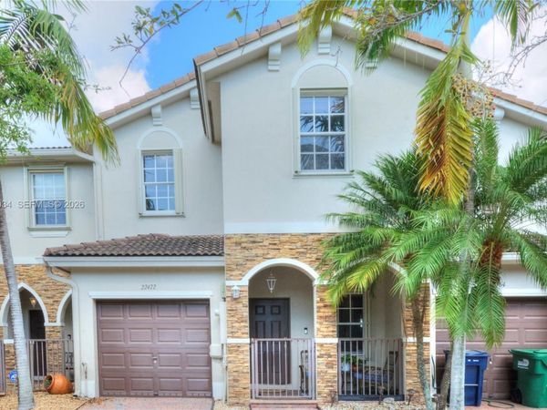 22472 SW 89th Path, Cutler Bay, FL 33190
