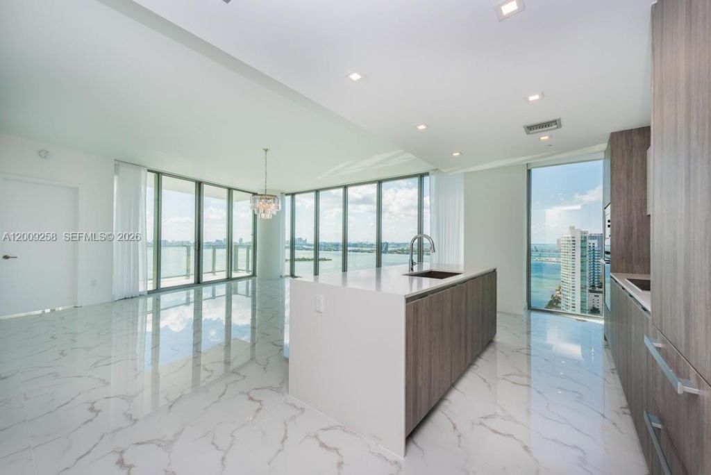 2900 NE 7 Ave , Unit 2607, Miami, FL 33137 Photo