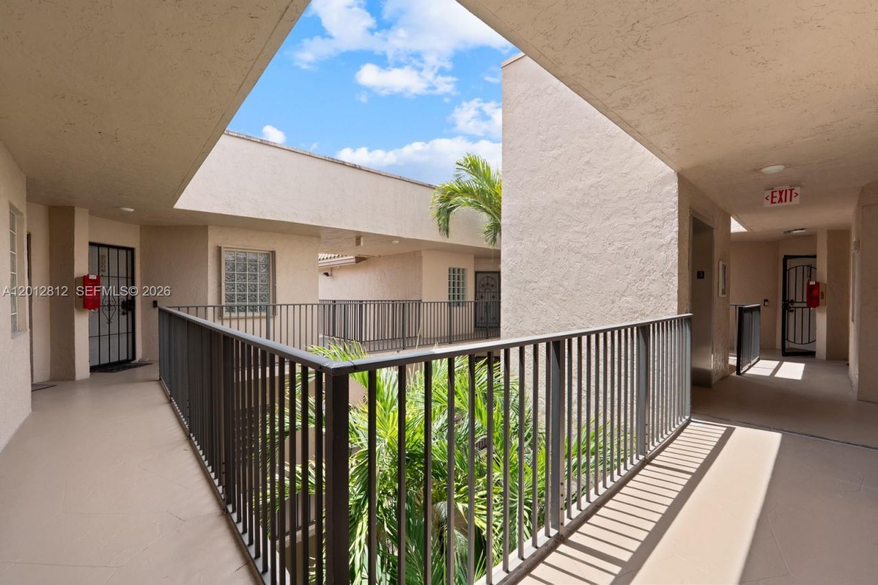 4350 NW 30th St , Unit 333, Coconut Creek, FL 33066 Photo