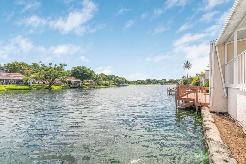 7108 Laurel Ln, Unit 7108, Miami Lakes, FL 33014 Photo