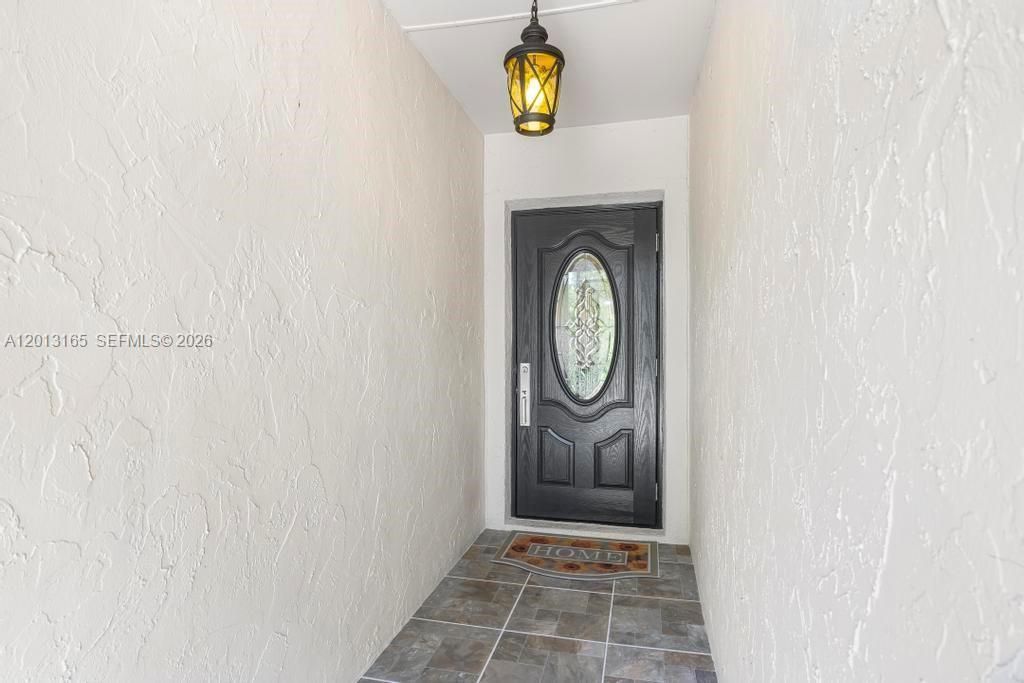 7108 Laurel Ln, Unit 7108, Miami Lakes, FL 33014 Photo