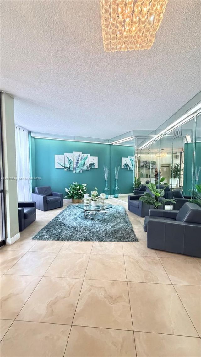 900 Saint Charles Pl , Unit 520, Pembroke Pines, FL 33026 Photo