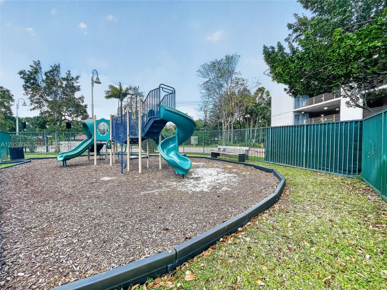 2681 N Flamingo Rd, Unit 902S, Sunrise, FL 33323 Photo
