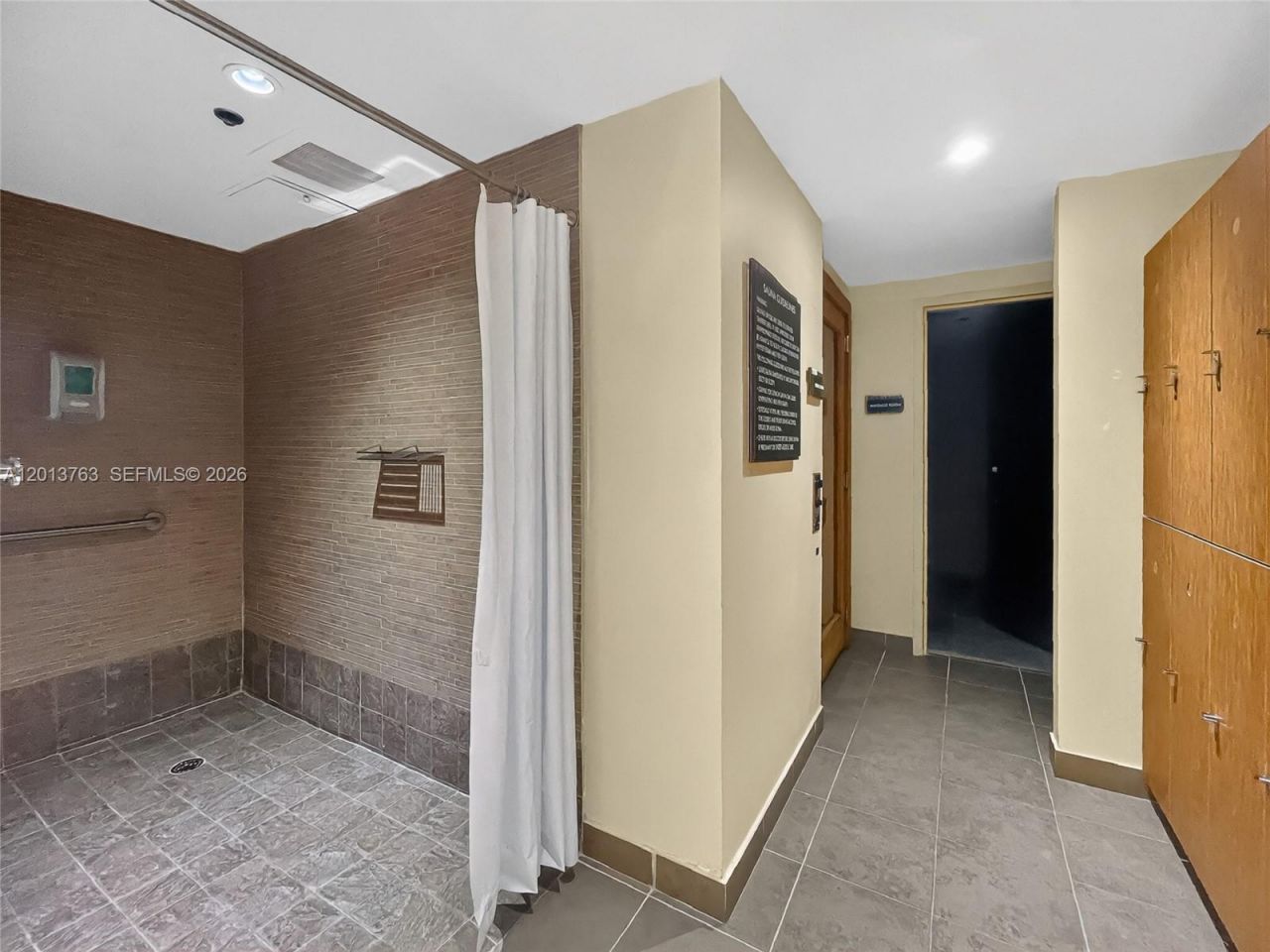 2681 N Flamingo Rd, Unit 902S, Sunrise, FL 33323 Photo
