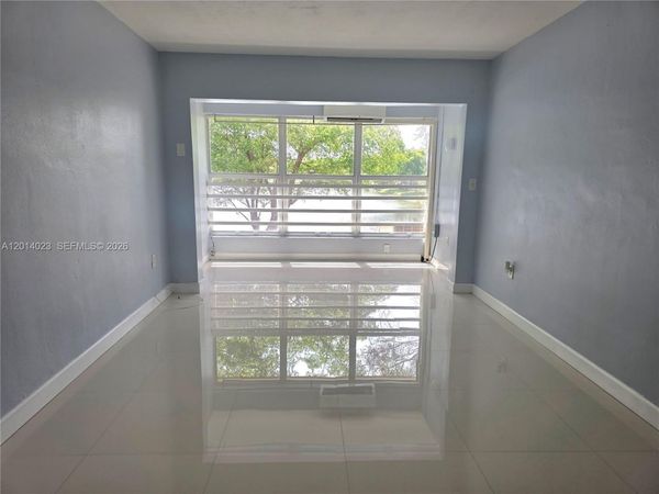 19080 NE 3rd Ct , Unit 314, Miami, FL 33179