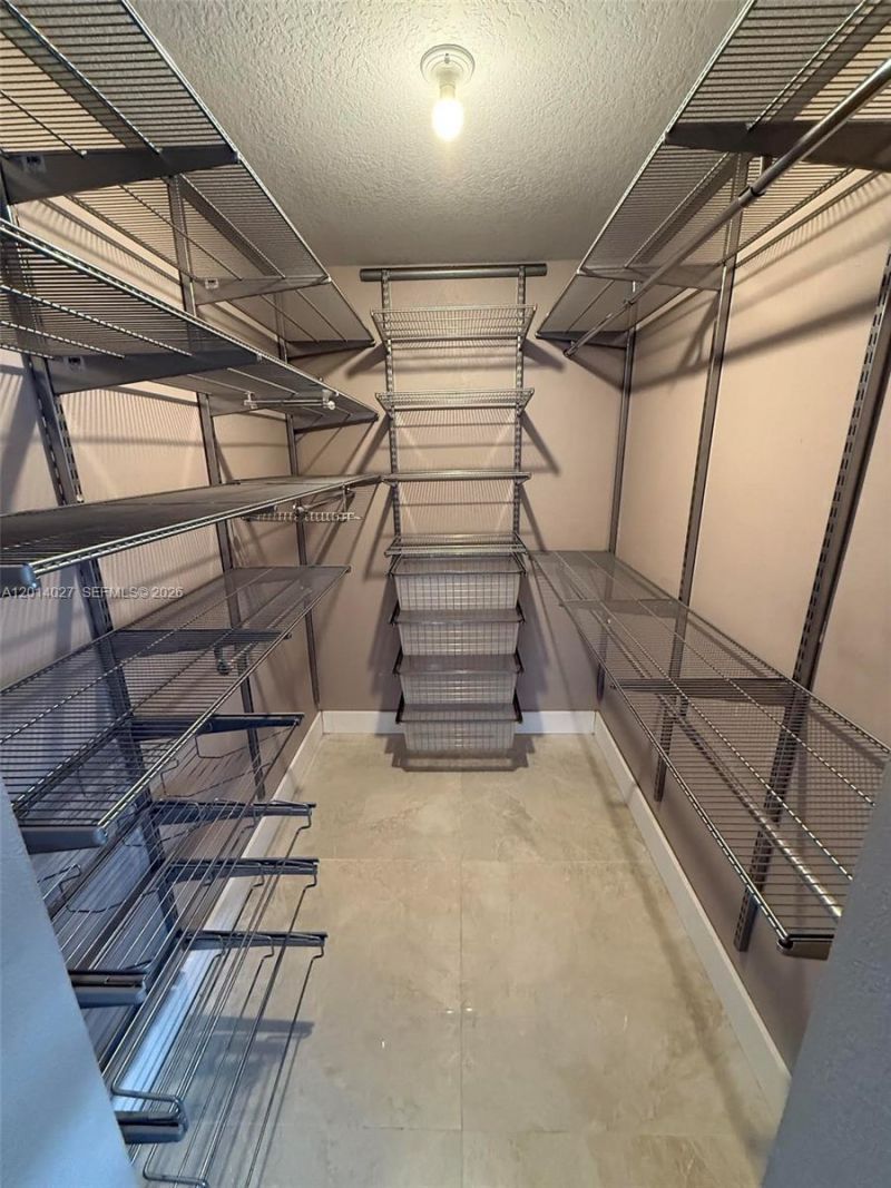 18875 NW 62nd Ave, Unit 208, Hialeah, FL 33015 Photo
