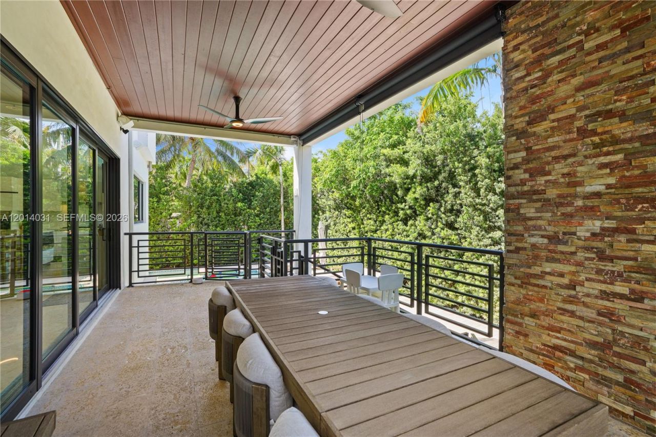 762 Fernwood Rd , Key Biscayne, FL 33149 Photo