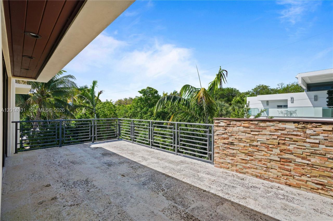 762 Fernwood Rd , Key Biscayne, FL 33149 Photo