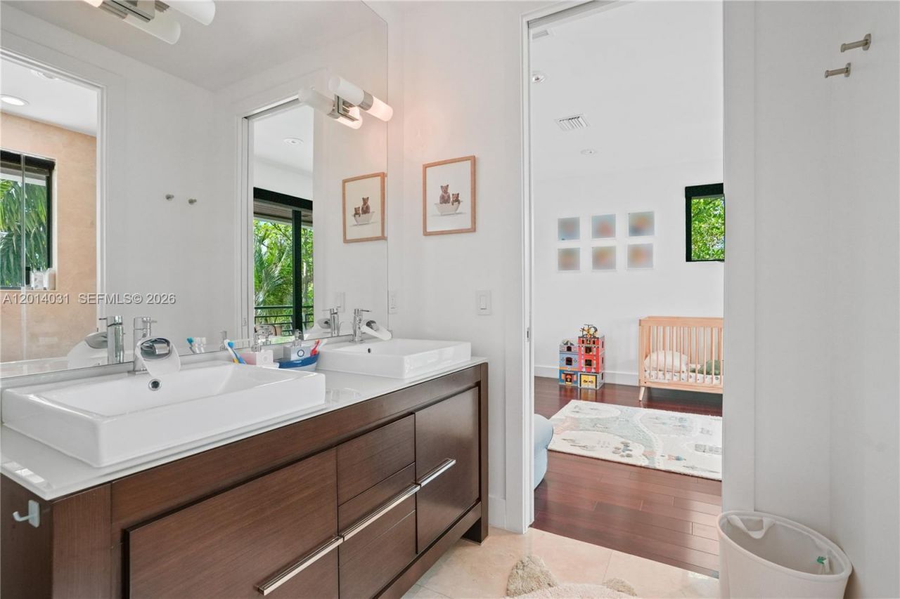 762 Fernwood Rd , Key Biscayne, FL 33149 Photo