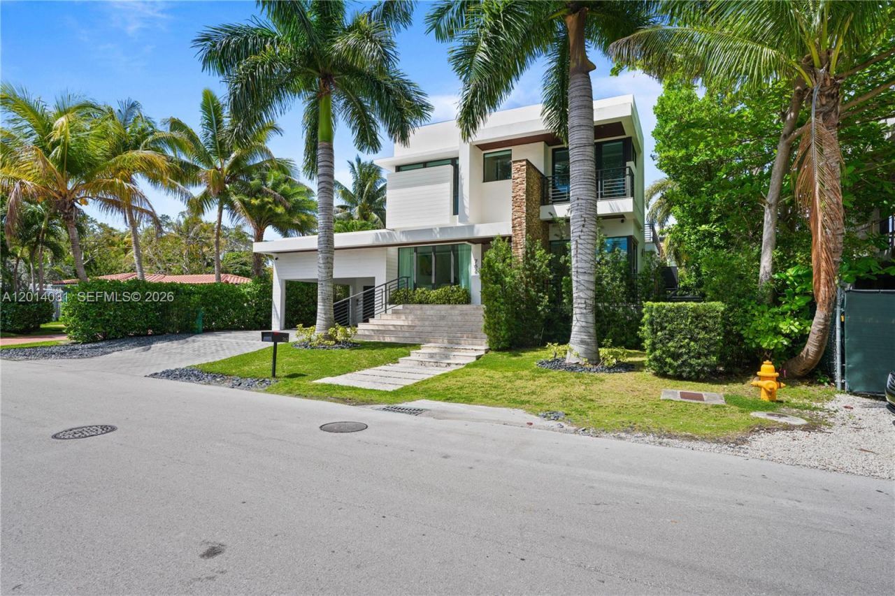 762 Fernwood Rd , Key Biscayne, FL 33149 Photo