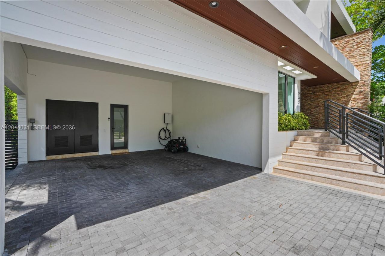 762 Fernwood Rd , Key Biscayne, FL 33149 Photo