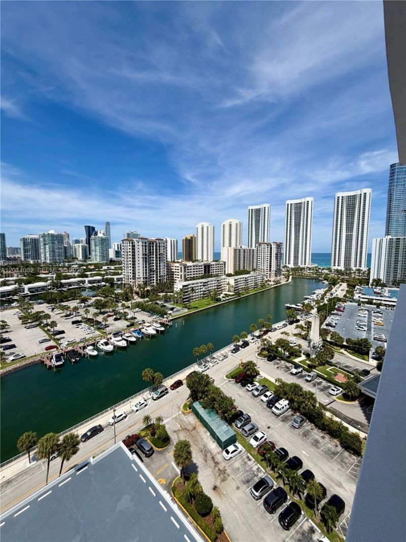500 Bayview Dr , Unit 1631, Sunny Isles Beach, FL 33160 Photo