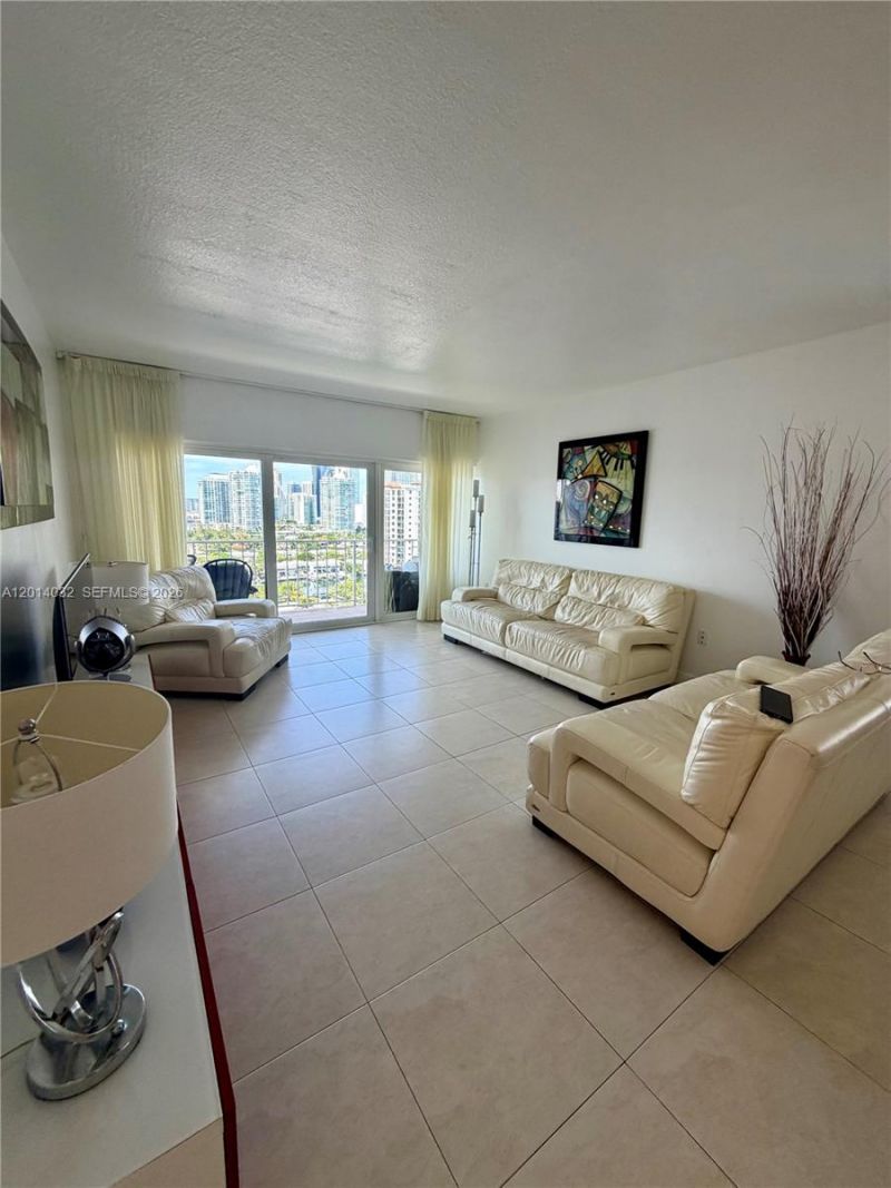 500 Bayview Dr , Unit 1631, Sunny Isles Beach, FL 33160 Photo