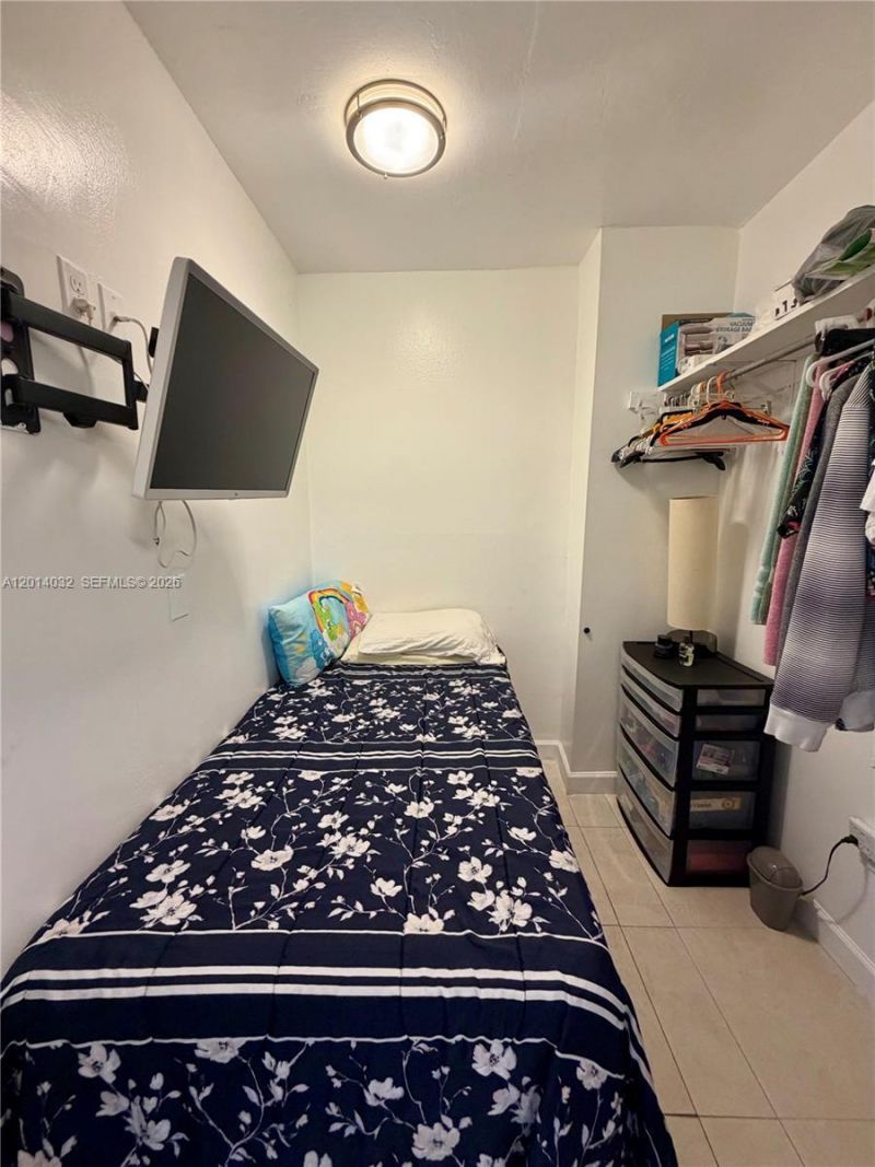 500 Bayview Dr , Unit 1631, Sunny Isles Beach, FL 33160 Photo