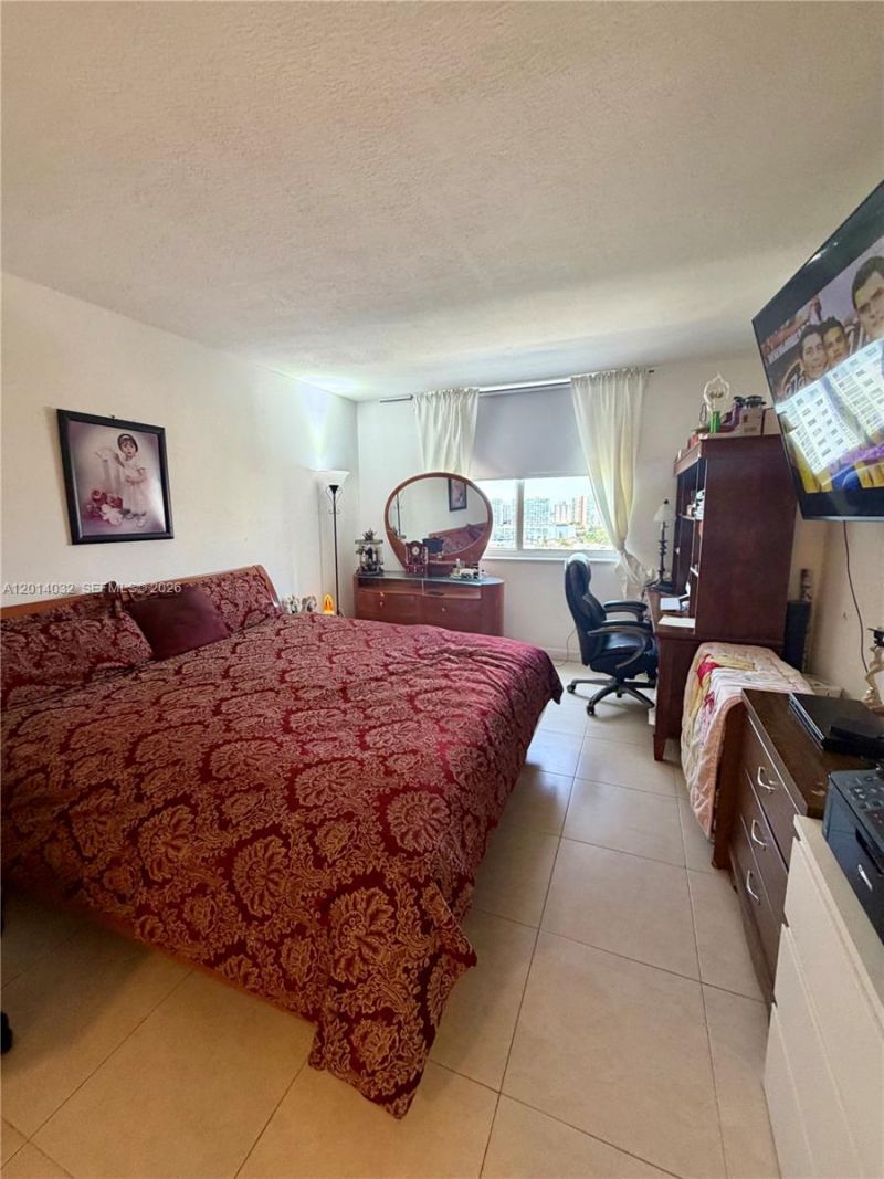 500 Bayview Dr , Unit 1631, Sunny Isles Beach, FL 33160 Photo