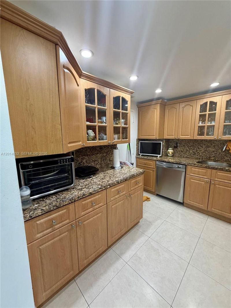 500 Bayview Dr , Unit 1631, Sunny Isles Beach, FL 33160 Photo