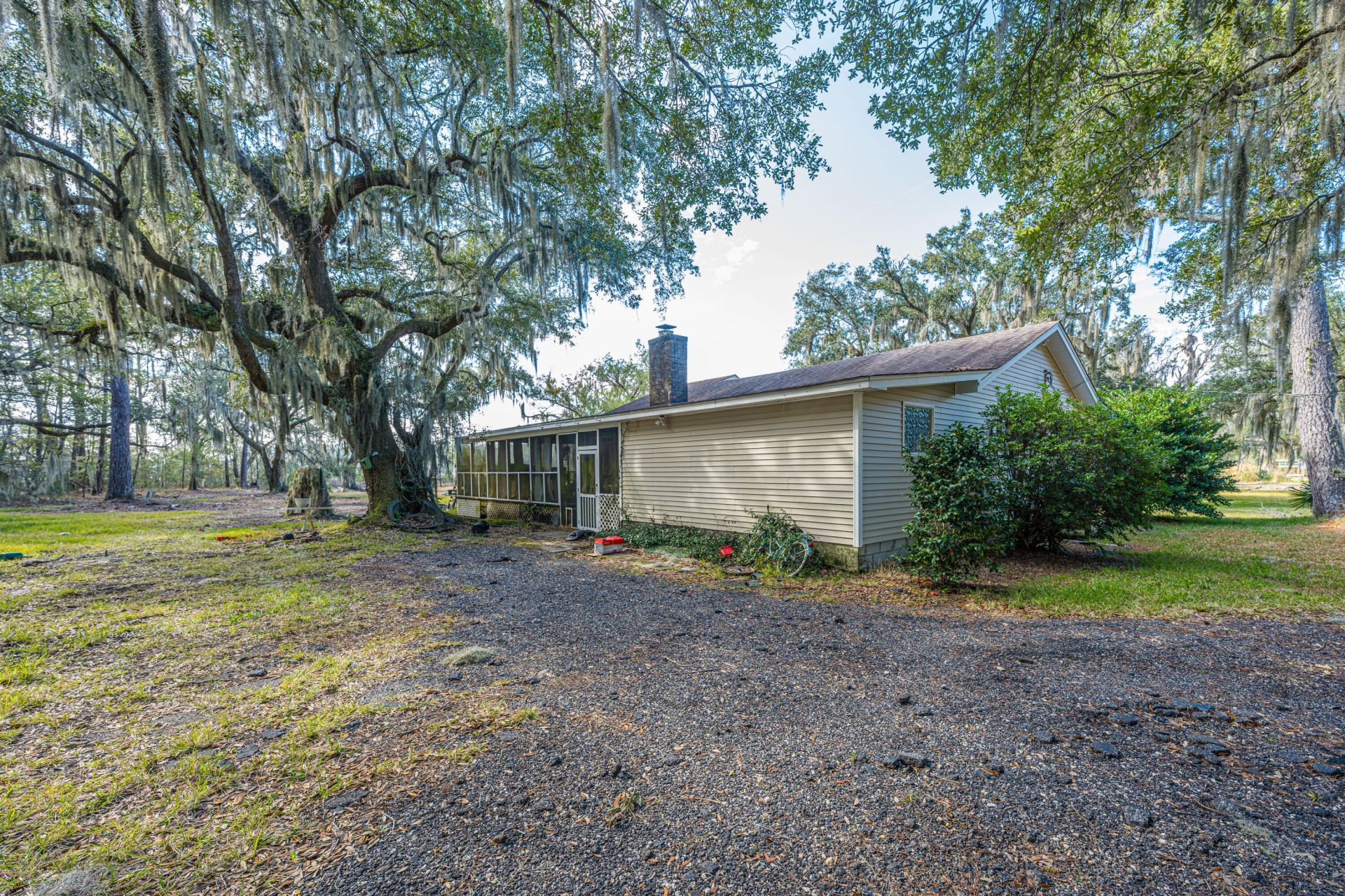 4107 Davison Road Photo 11