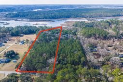4107 Davison Road photo 4