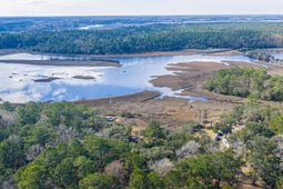 4107 Davison Road photo 4