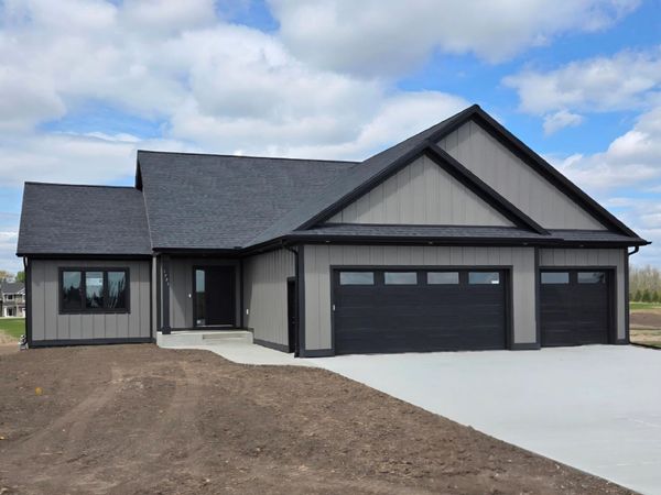 1701 21st Ave NE, Kasson, MN 55944