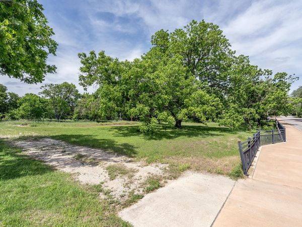 700 Main ST , Liberty Hill, TX 78642